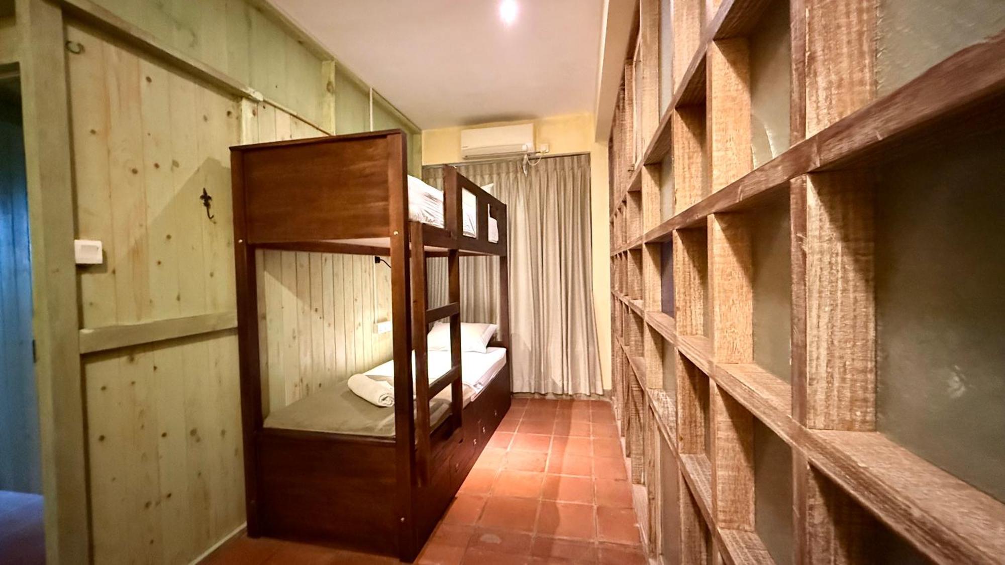 Coza Ceylon Hotel Dehiwala-Mount Lavinia Bagian luar foto