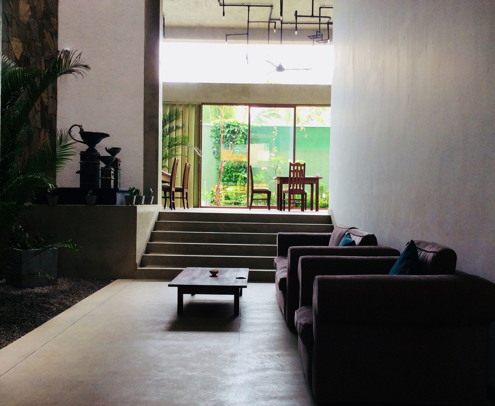 Coza Ceylon Hotel Dehiwala-Mount Lavinia Bagian luar foto